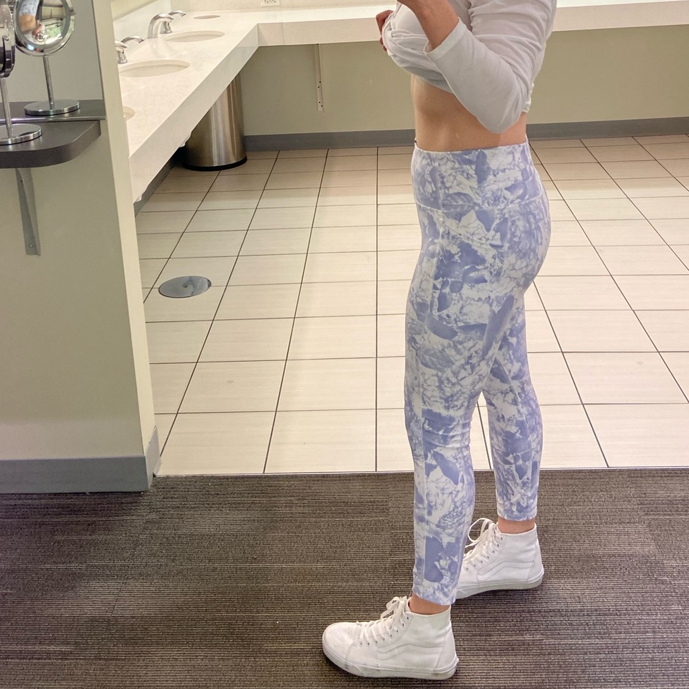 Purple leggings